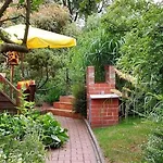 Julchen - Mit Garten, Grillplatz, Sauna