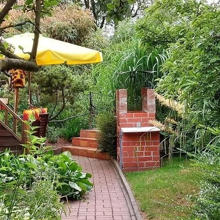 Julchen - Mit Garten, Grillplatz, Sauna